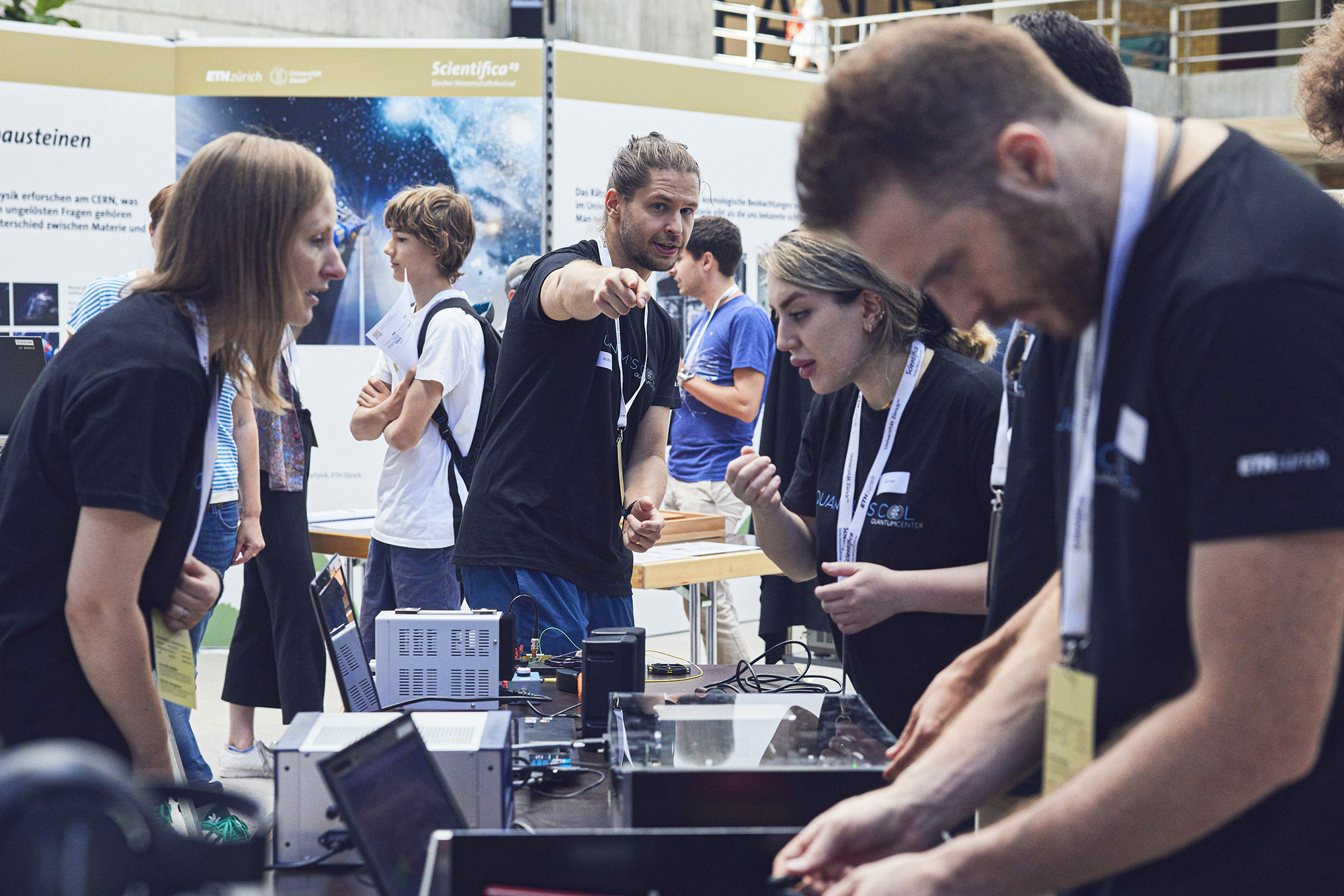 The stand of the Hybrid Quantum Systems Group at Scientifica 2023