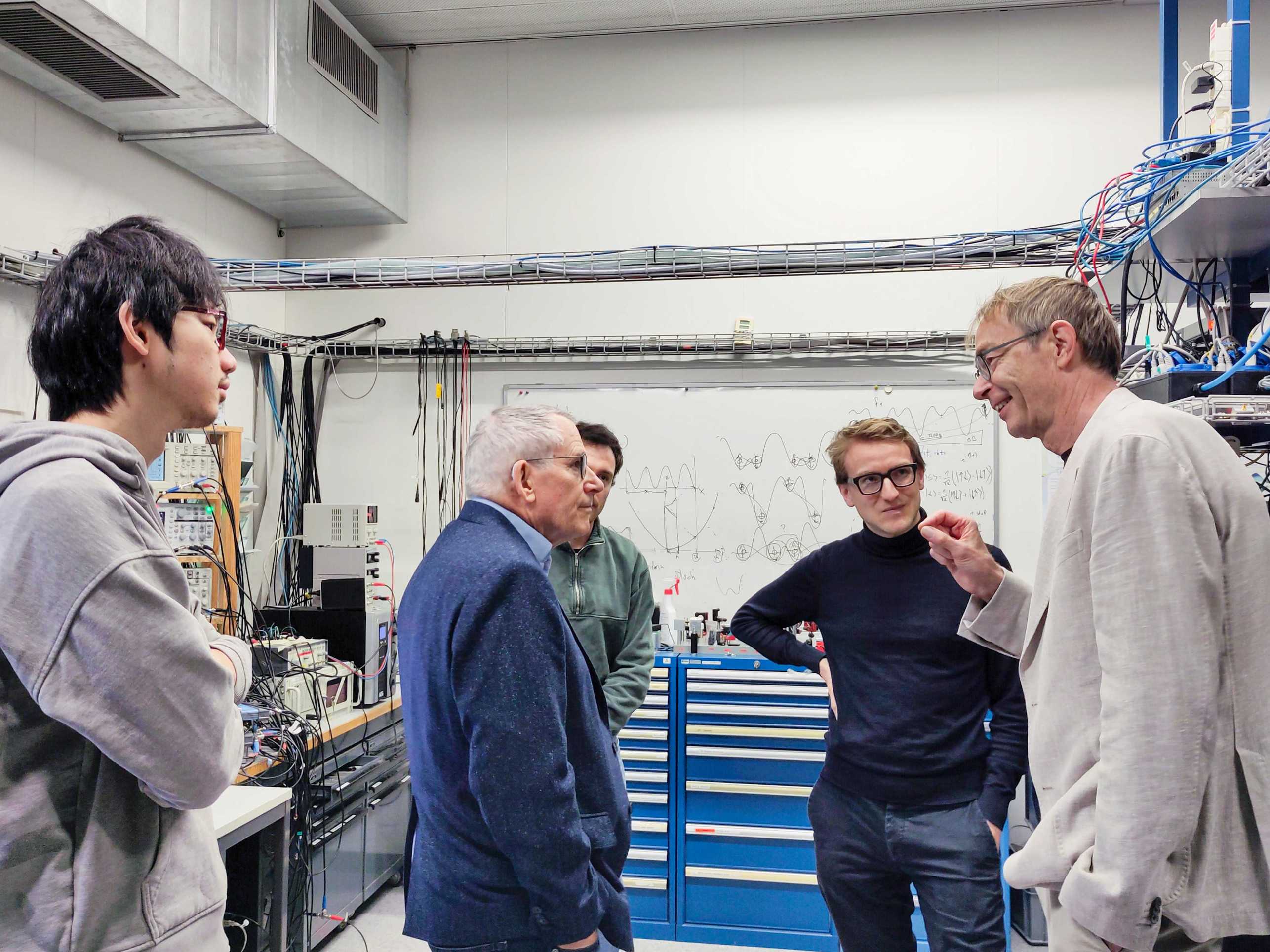 John Preskill and the team in the Lattice Lab